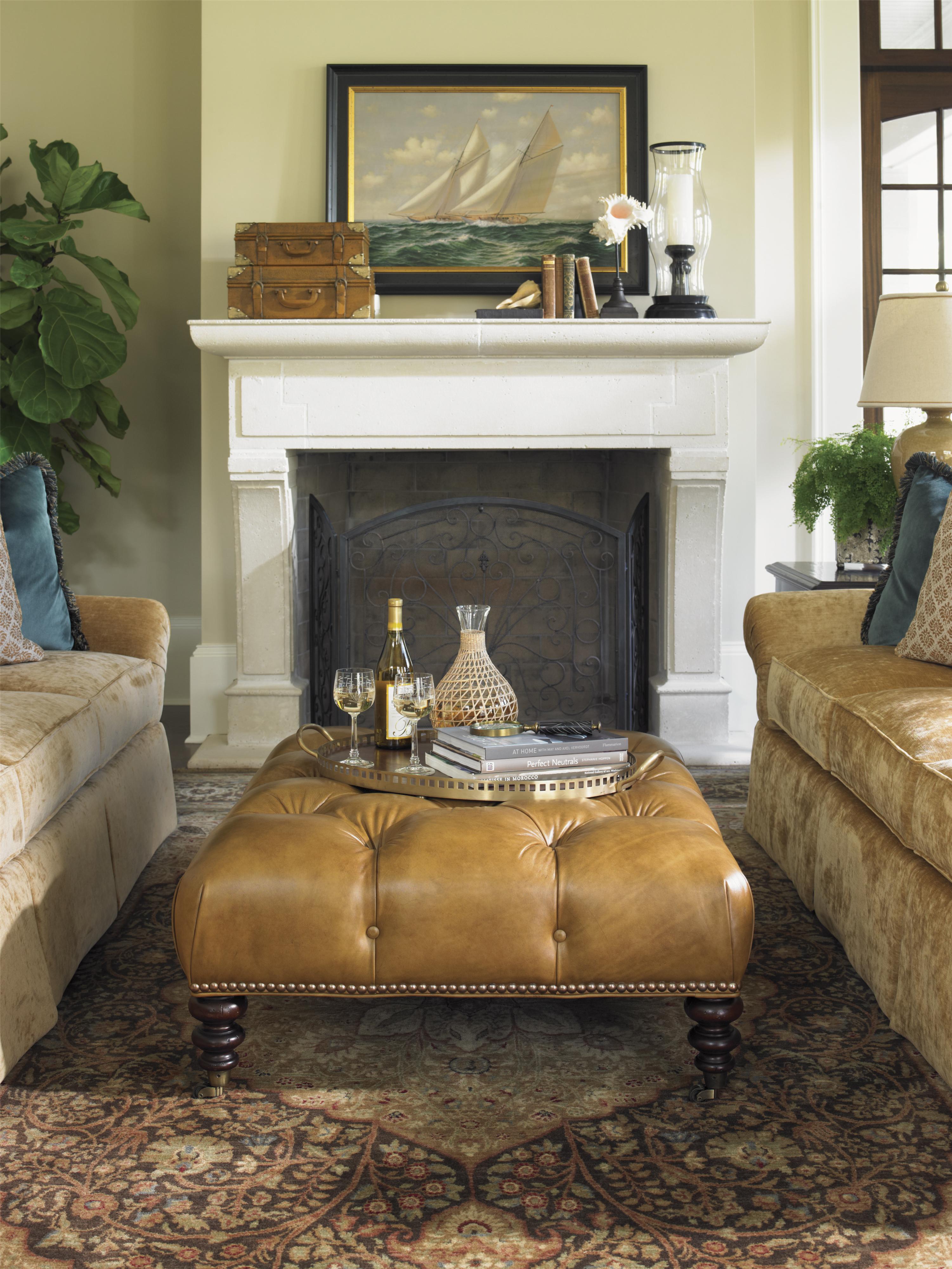 Victoria Cocktail Ottoman